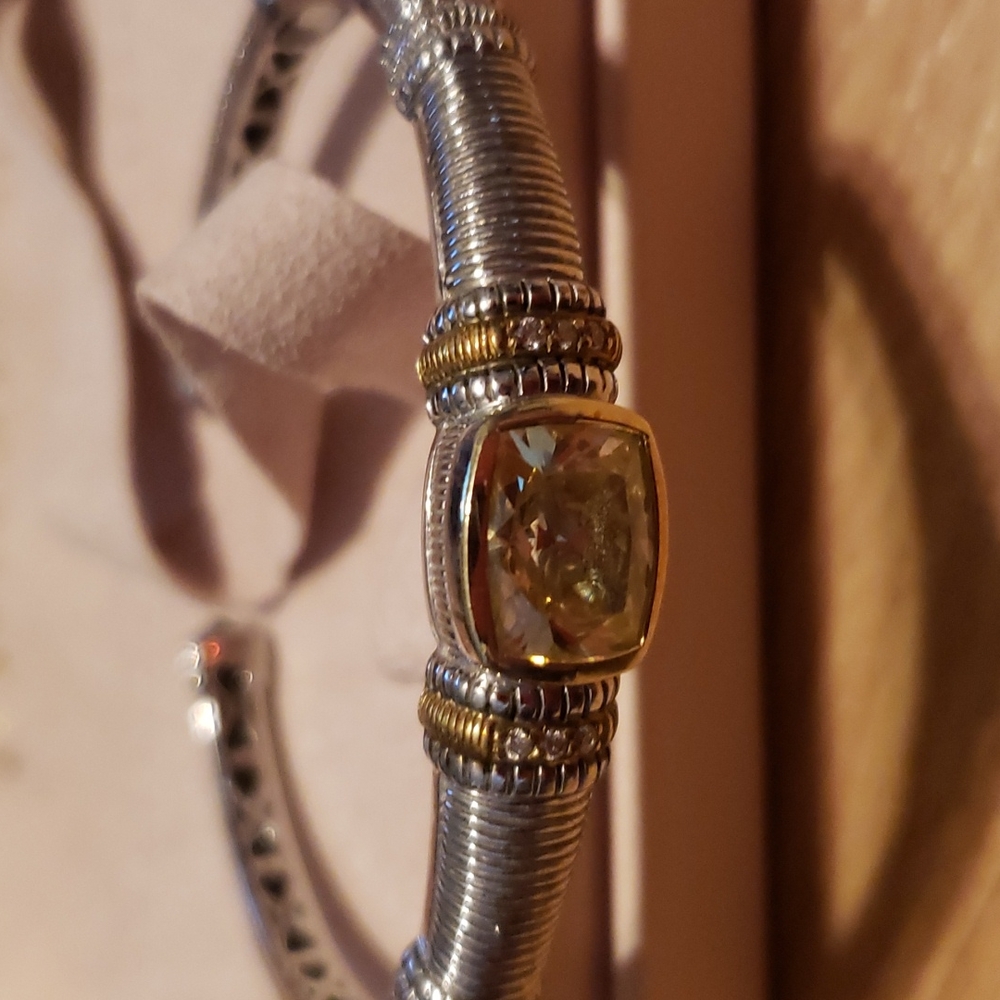 Judith Ripka Cuff Bracelet - Picture 4 of 7